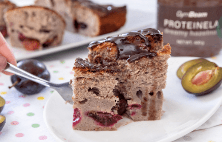 Fitness recipe: Plum mug cake for breakfast
