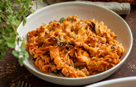 Fitness Recipe: Baked Pasta with Tomato Sauce and Cheese Crust