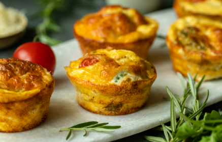 Fitness Recipe: Breakfast Egg Muffins with Cottage Cheese, Ham and Tomatoes