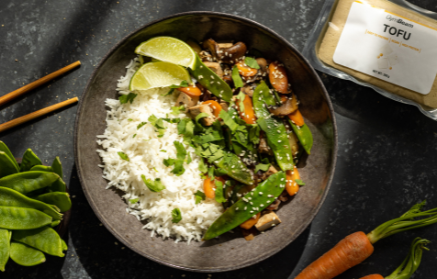 Fitness Recipe: Vegan Stir-Fry with Tofu and Vegetables