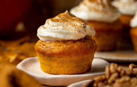 Fitness Recipe: Pumpkin Cupcakes with Cream Cheese Frosting