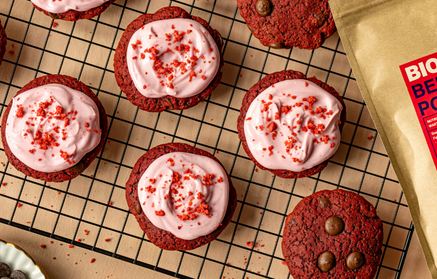 Fitness Recipe: Red Velvet Cookies with Quark Cheese Frosting