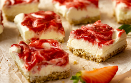 Fitness Recipe: No-Bake Strawberry Mini Cheesecakes